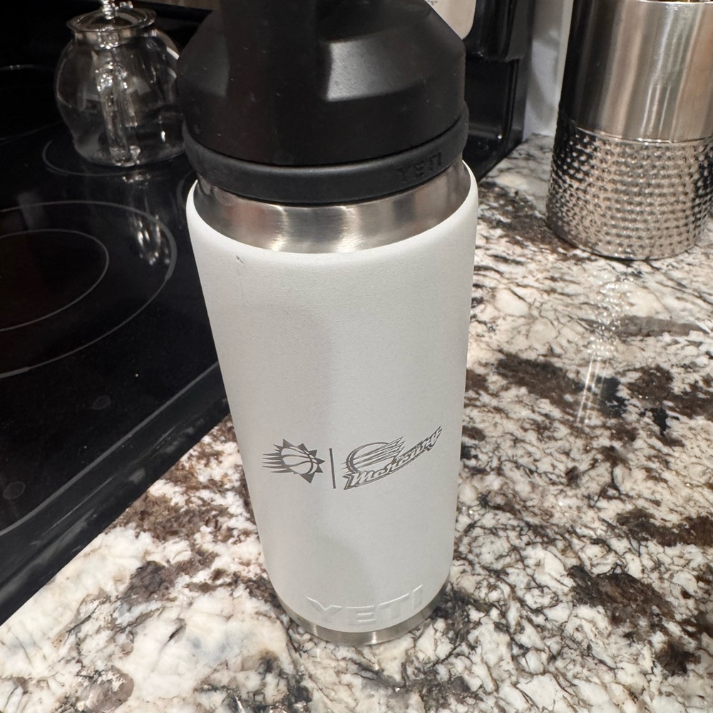 Yeti White Insulated Water Bottle with Phoenix Suns and Phoenix Mercury logos